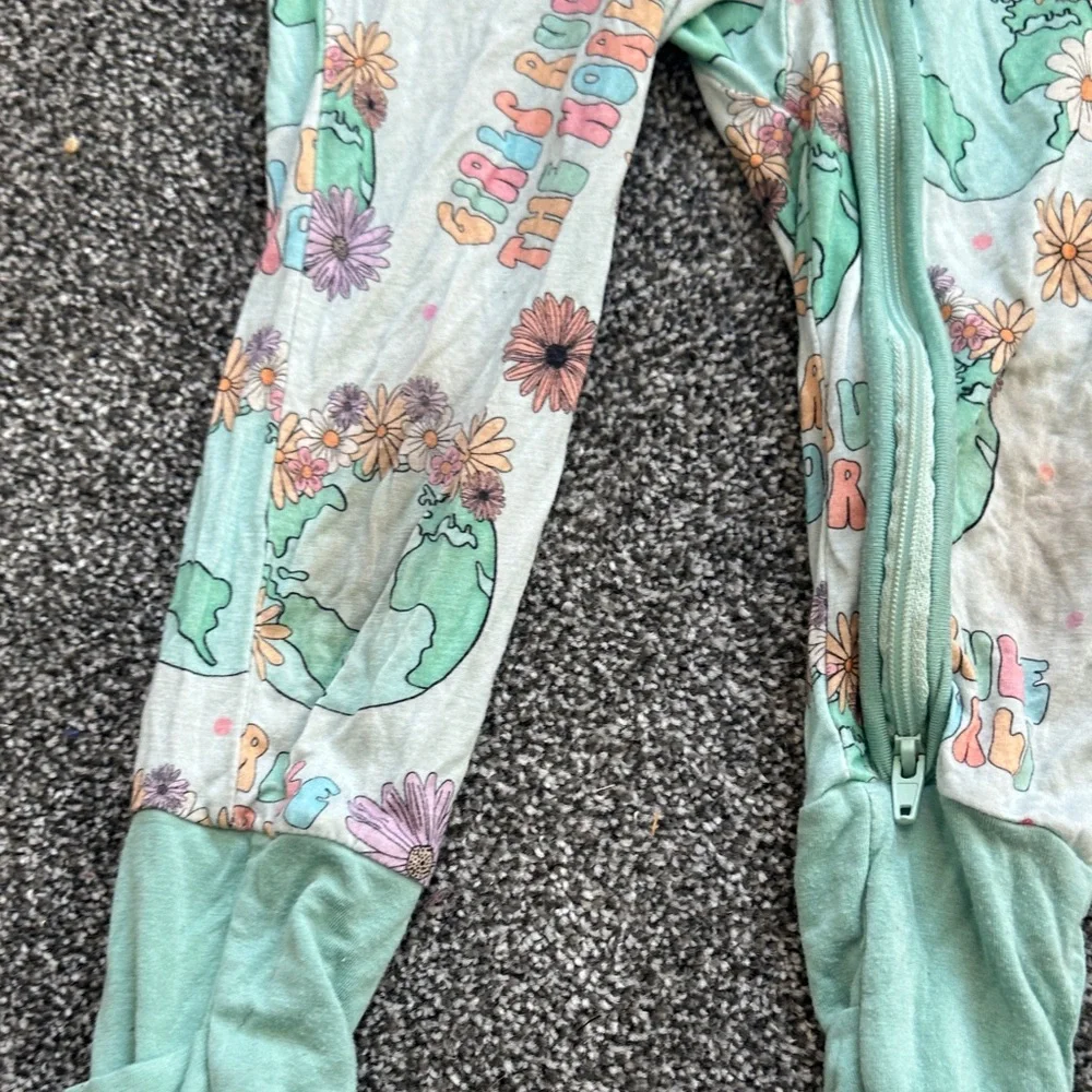Girls Rule the World Pajama Set - Picture 3 of 3